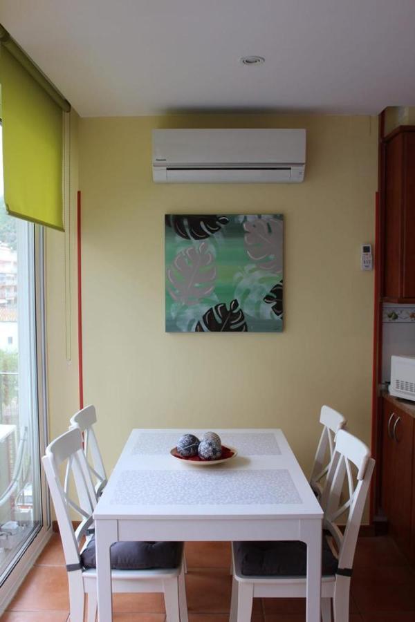 Apartaments Oller Centro روساس المظهر الخارجي الصورة